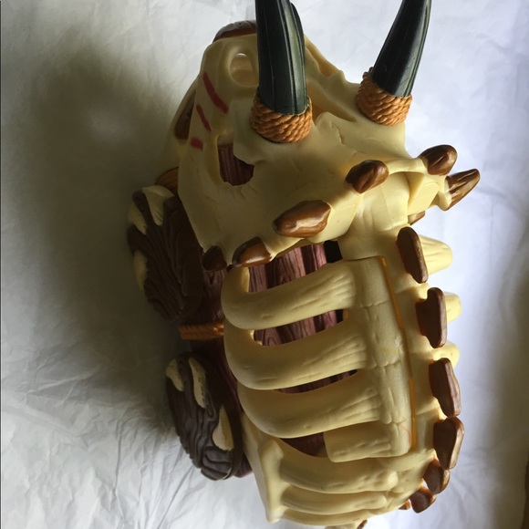 imaginext skeleton dinosaur